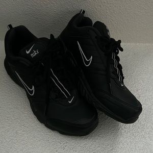 Nike black walked shoe